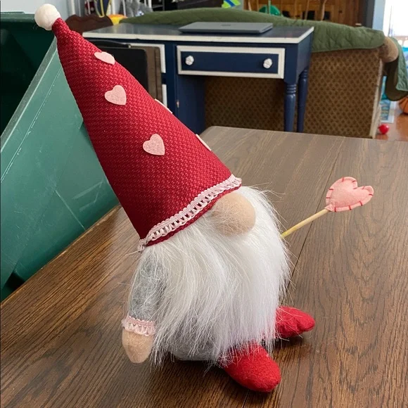 “5/$20” two plush holiday Valentine’s Day gnome figures - Picture 4 of 5
